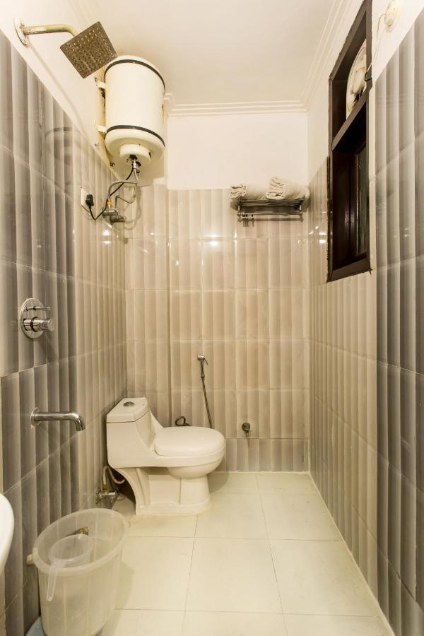דלהי Hotel Earth מראה חיצוני תמונה